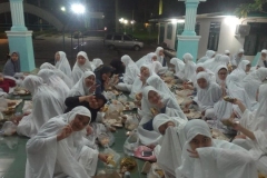 Makan-malam-mabit-putri-1